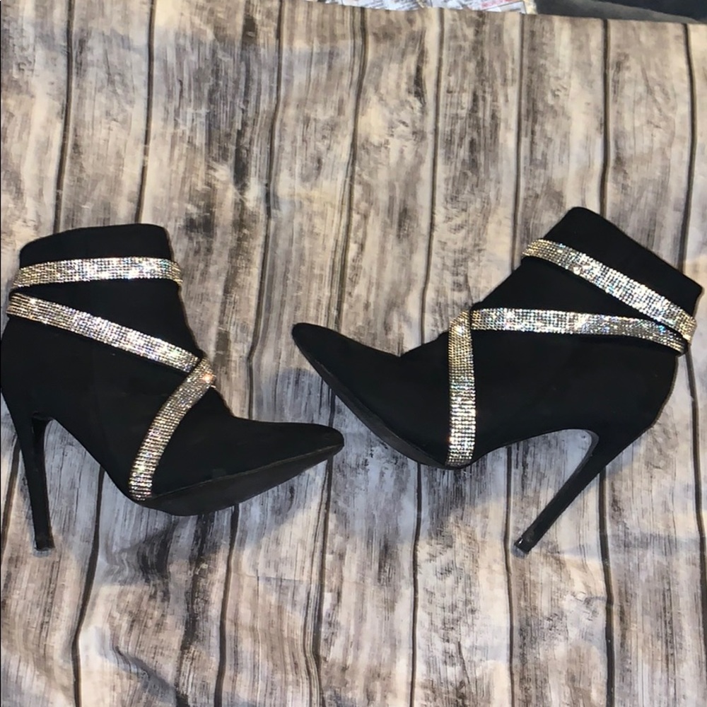 Windsor Black Suede Rhinestone Boots size 7